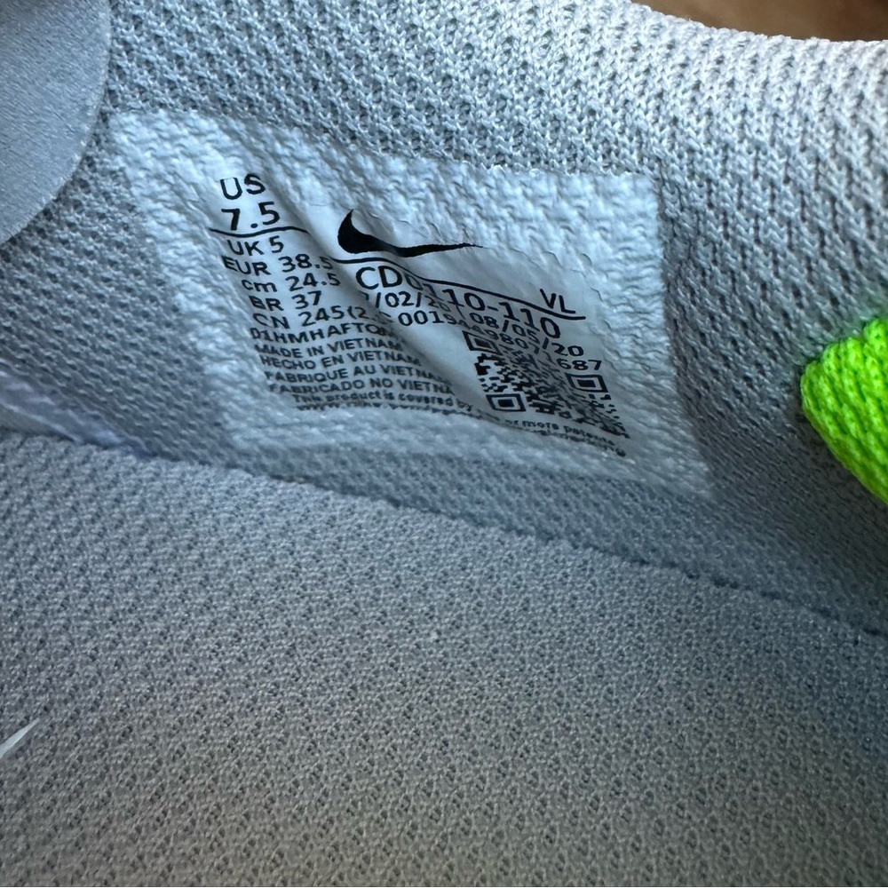 Nike Lunar Hyperdiamond Pro 3 Softball Cleats - Picture 8 of 8